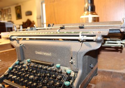 Old Typewriter - MOSO